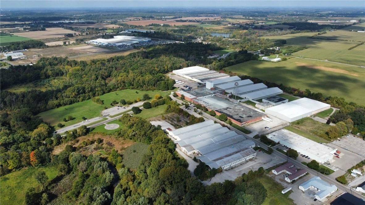 Norfolk, ON N4K 4L7,390 Second AVE W