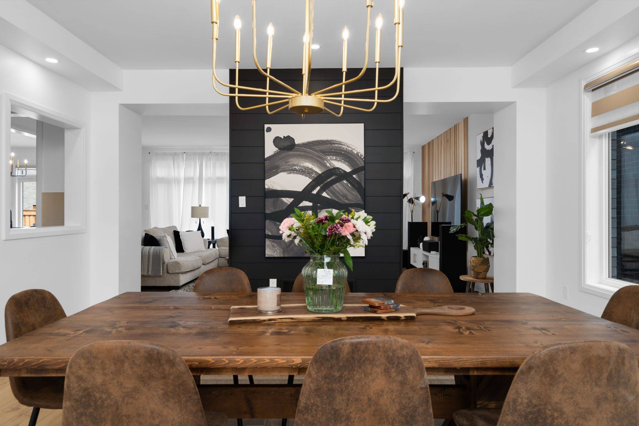 Springwater, ON L0L 1Y3,43 Calypso AVE