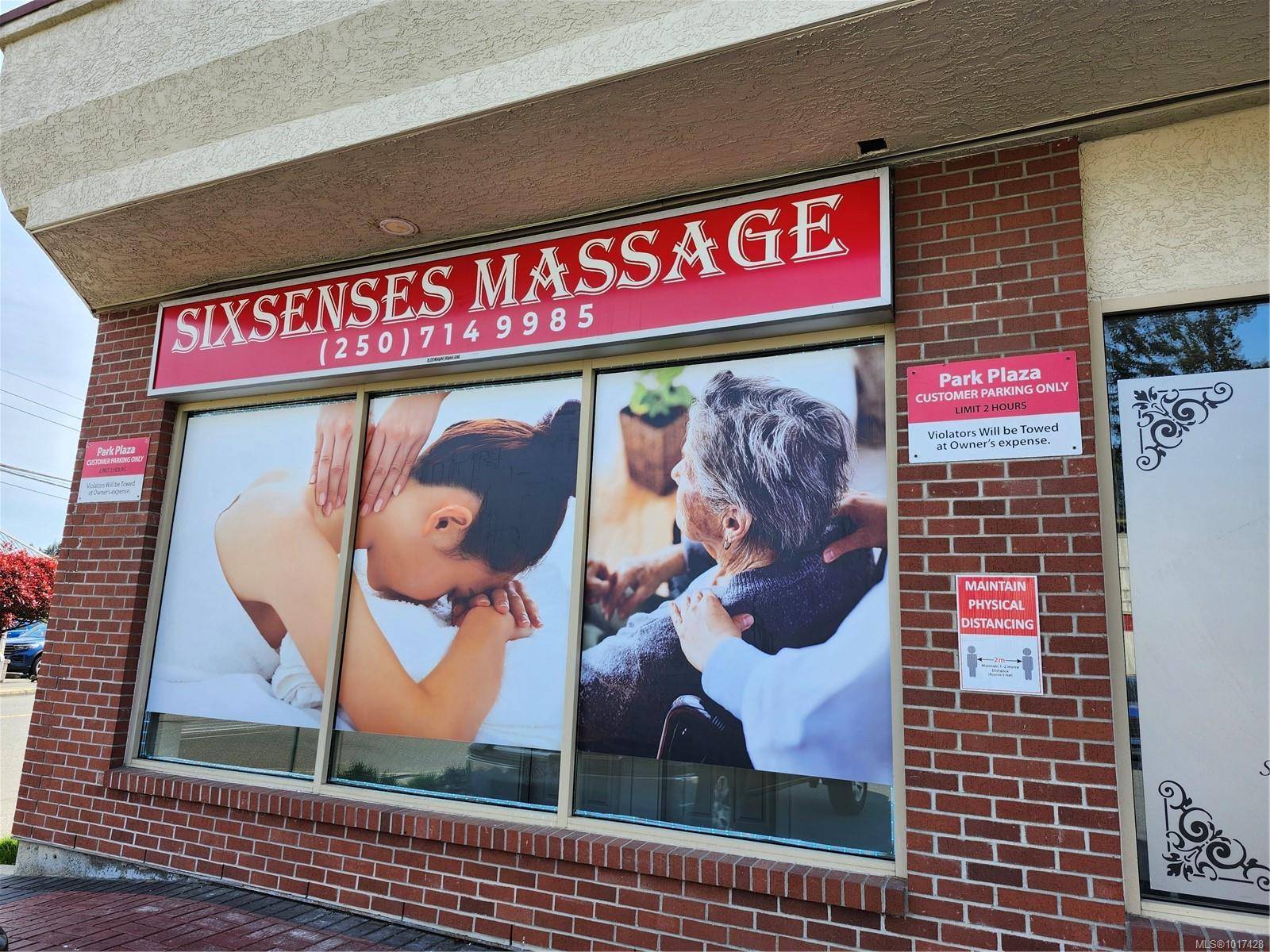 Parksville, BC V9P 2H6,125 McCarter St #1