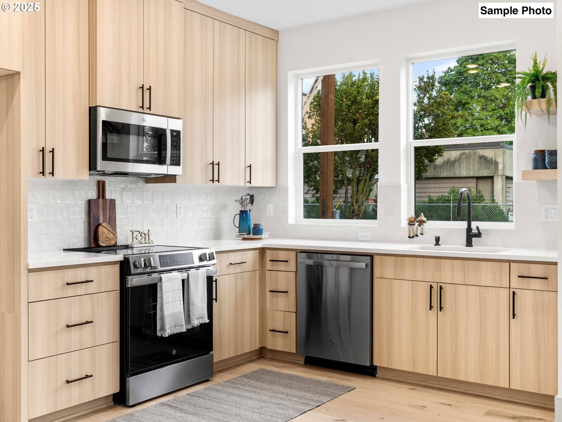 Portland, OR 97217,7383 N Mobile AVE