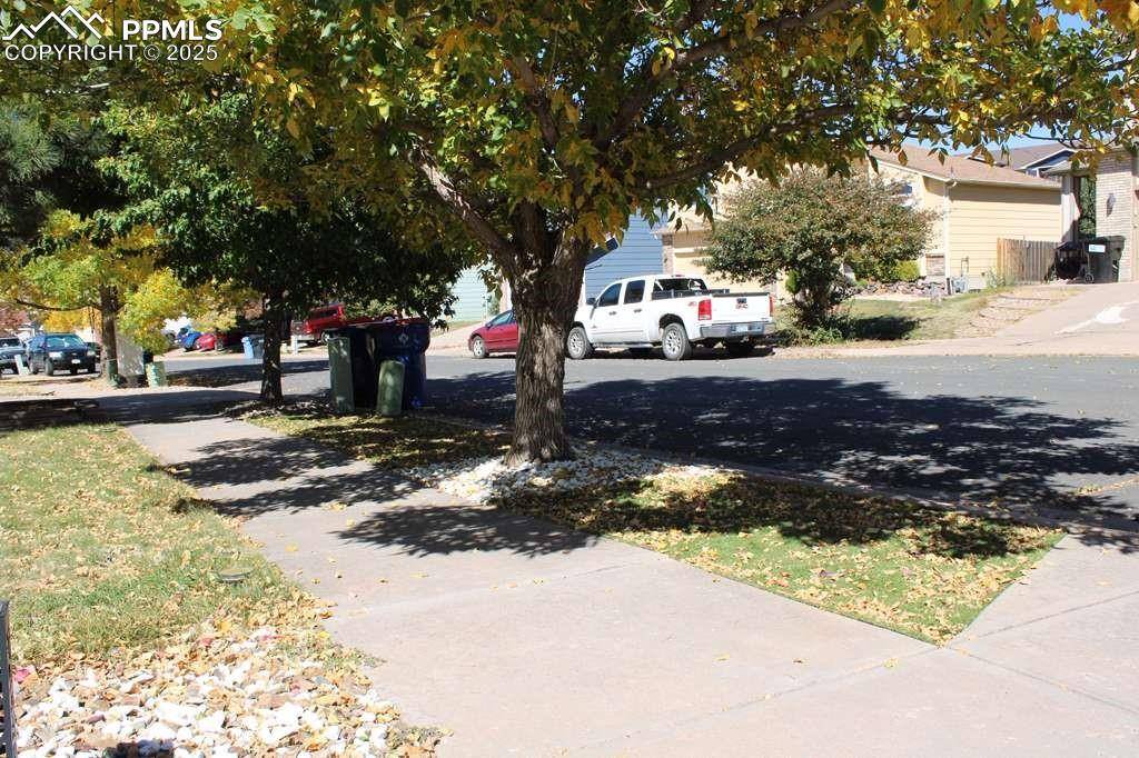 Colorado Springs, CO 80923,7137 Grand prairie DR