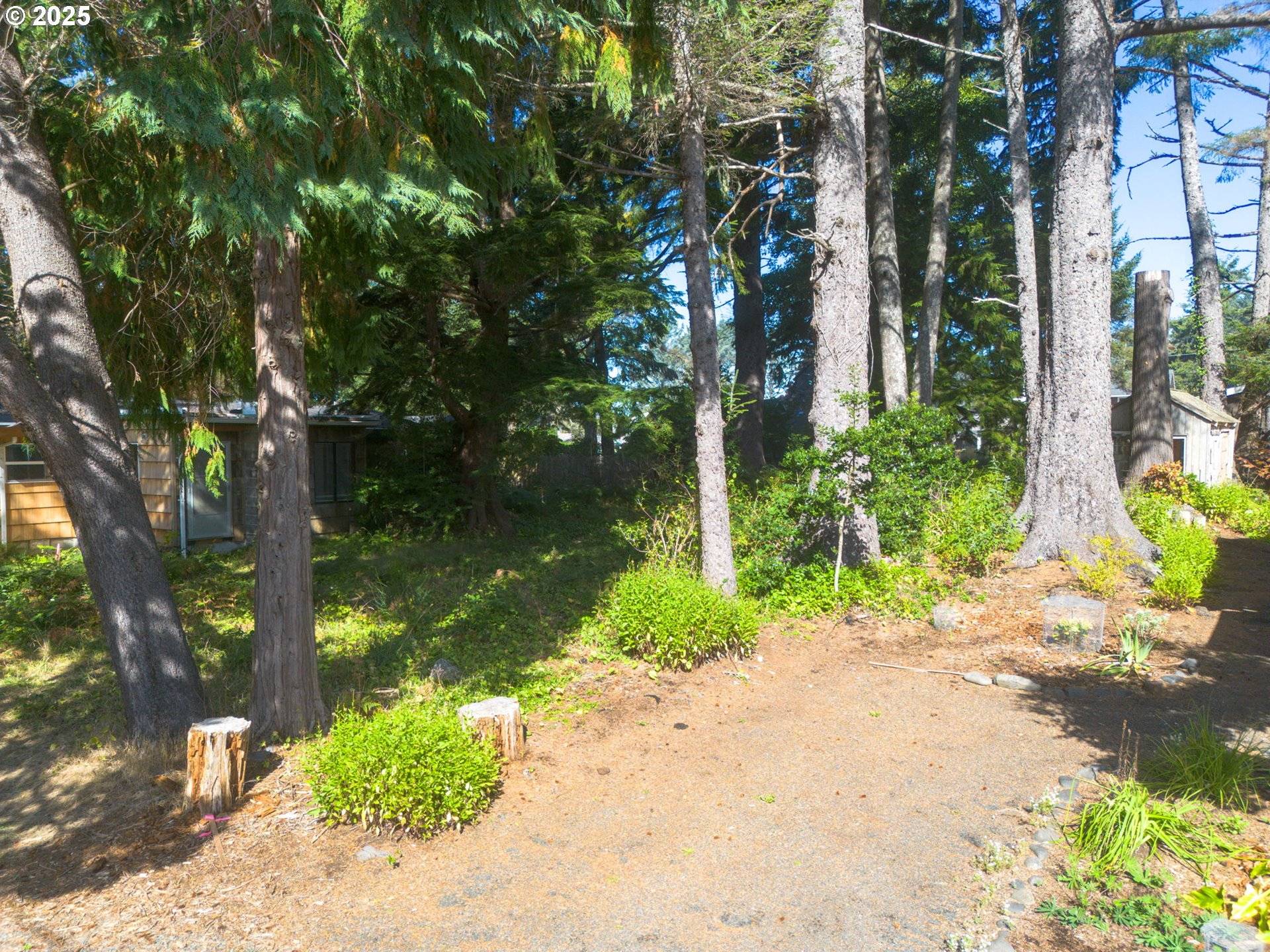 Cannon Beach, OR 97110,216 E Harrison ST