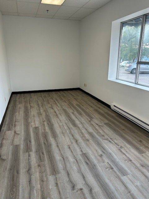 Aurora, ON L4G 1X6,21 Industry ST #6