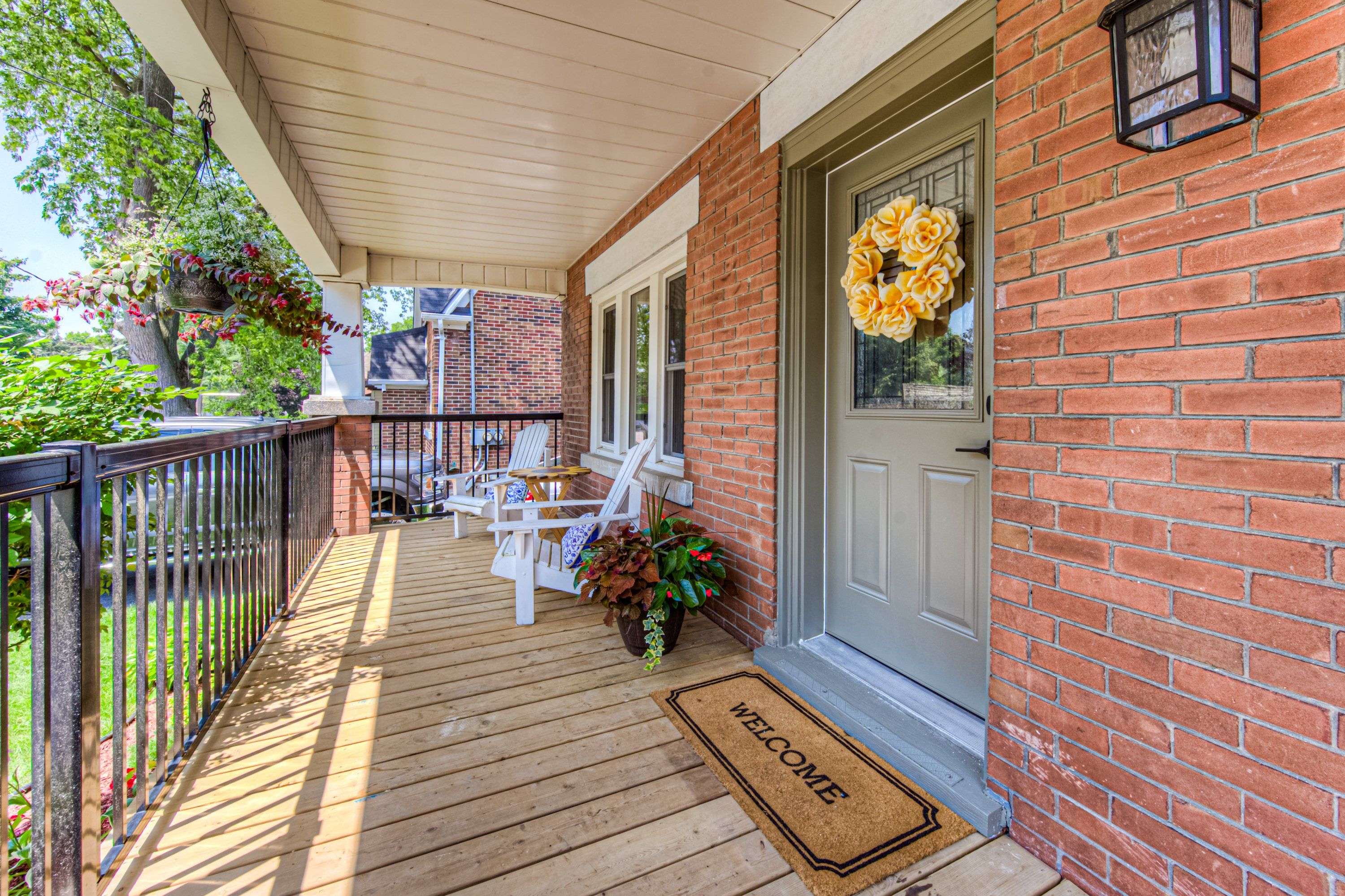 Waterloo, ON N2J 1X9,116 Waterloo ST