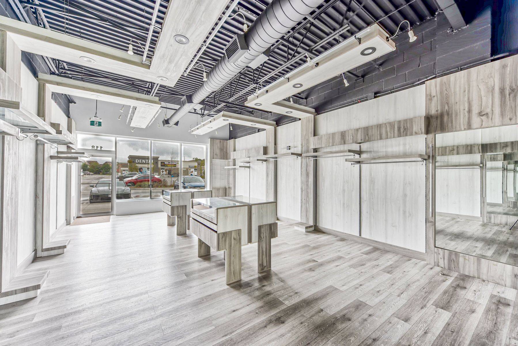 Mississauga, ON L5M 2R9,3525 Platinum DR #118