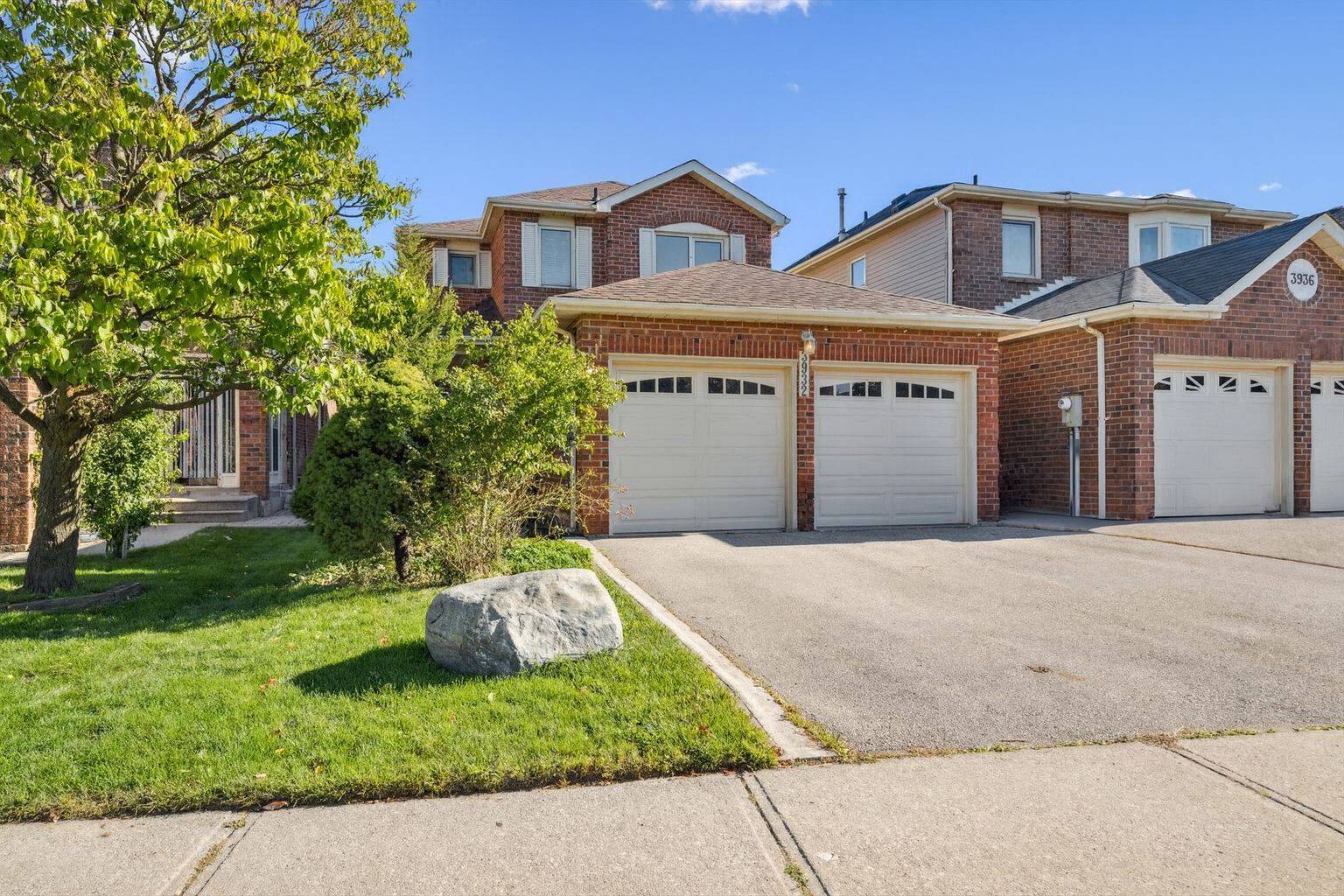 Mississauga, ON L5L 4H8,3932 Rushton CRES
