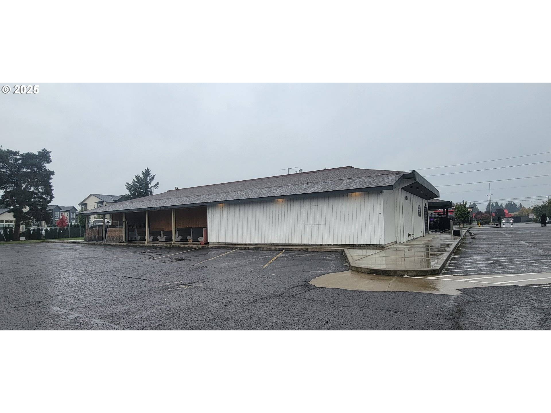 Woodburn, OR 97071,1390 N PACIFIC HWY