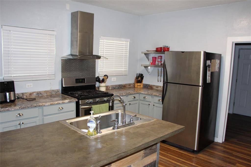 Cisco, TX 76437,503 W 9th Street