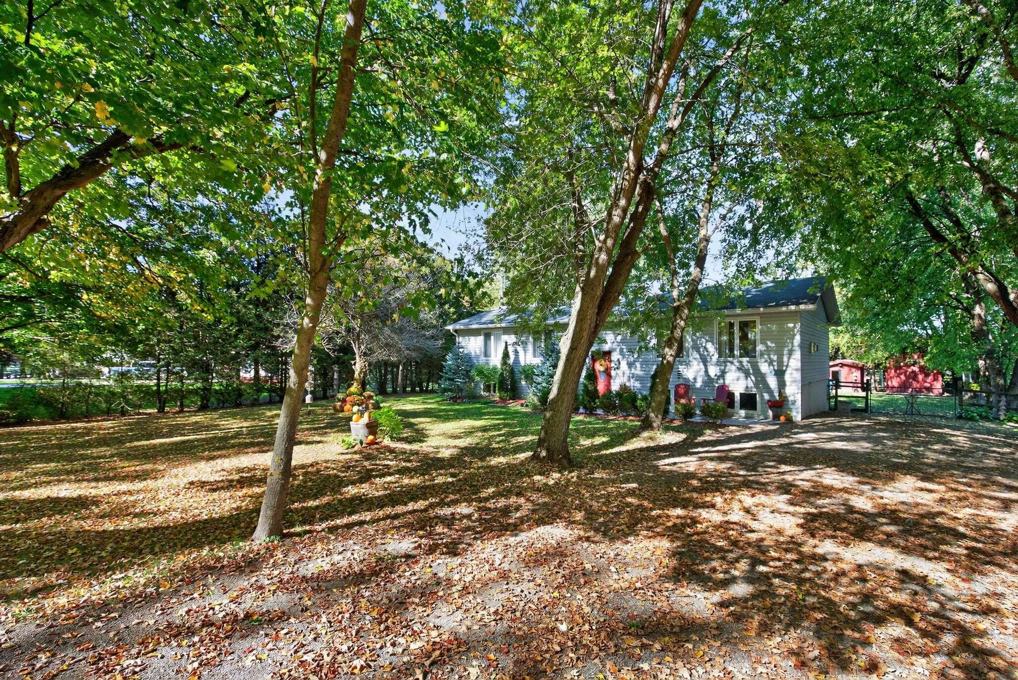 Wellington North, ON N0G 2E0,8424 6 Line