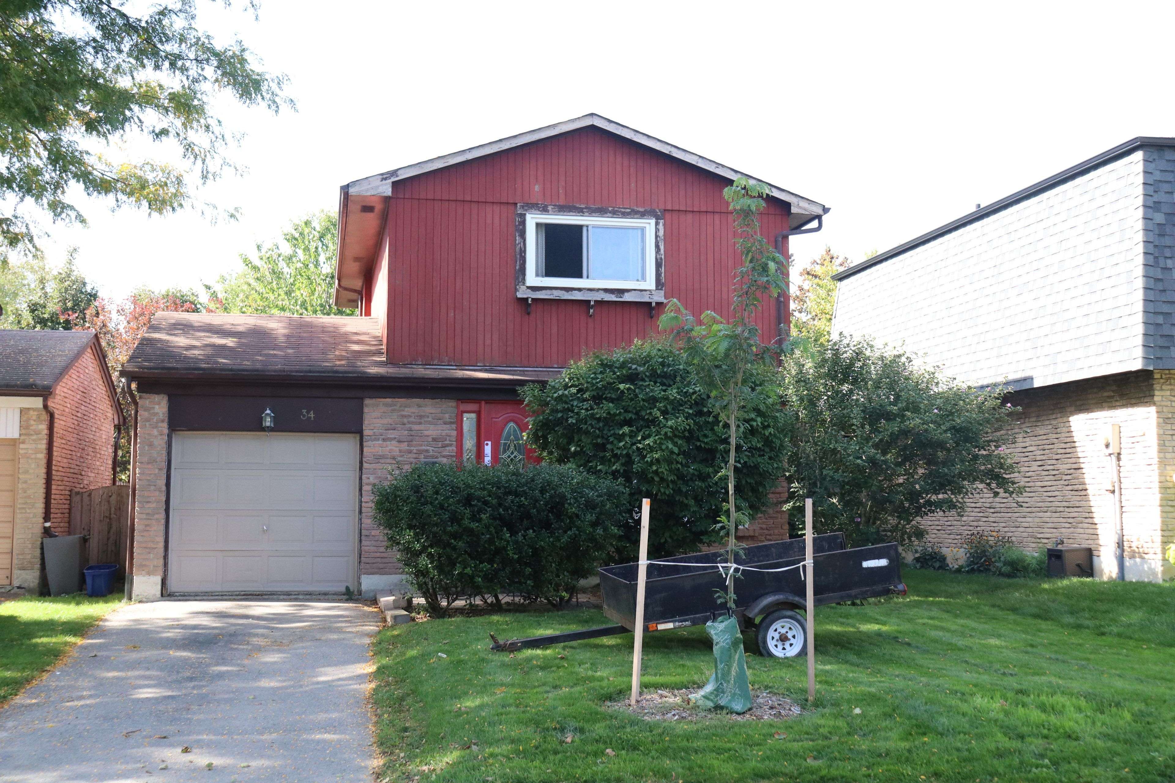 Whitby, ON L1N 6E3,34 Ivanic CT