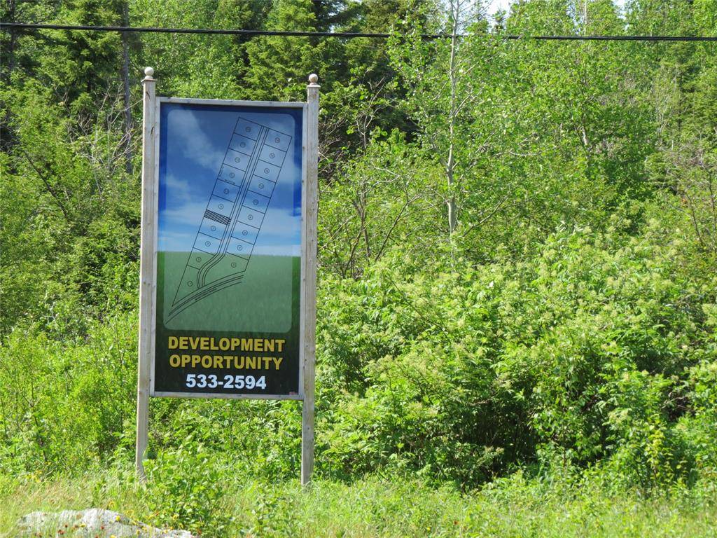 Glovertown, NL A0G 2L0,321-325 MAIN Street N