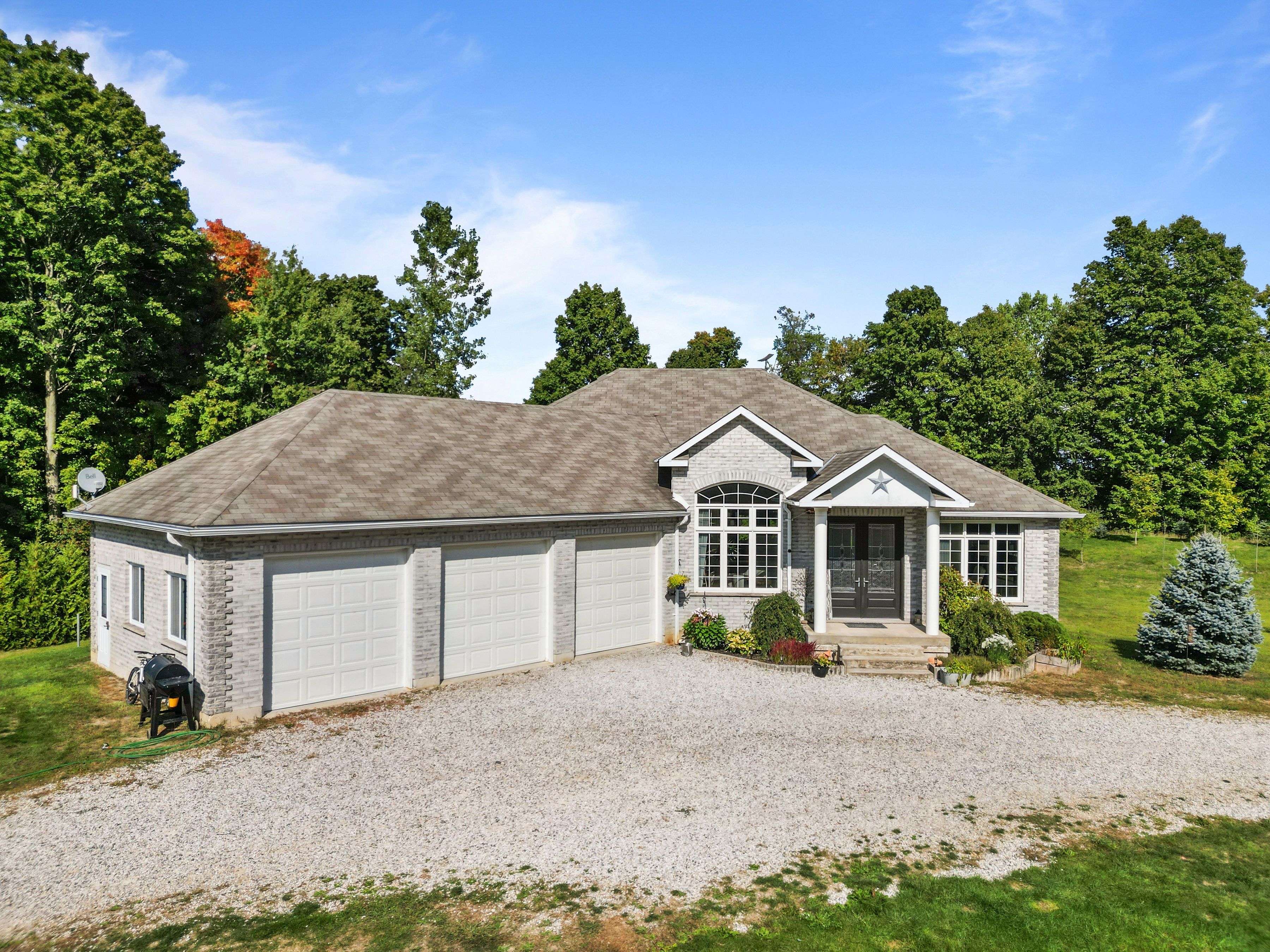 Malahide, ON N0L 2J0,52116 Yorke Line