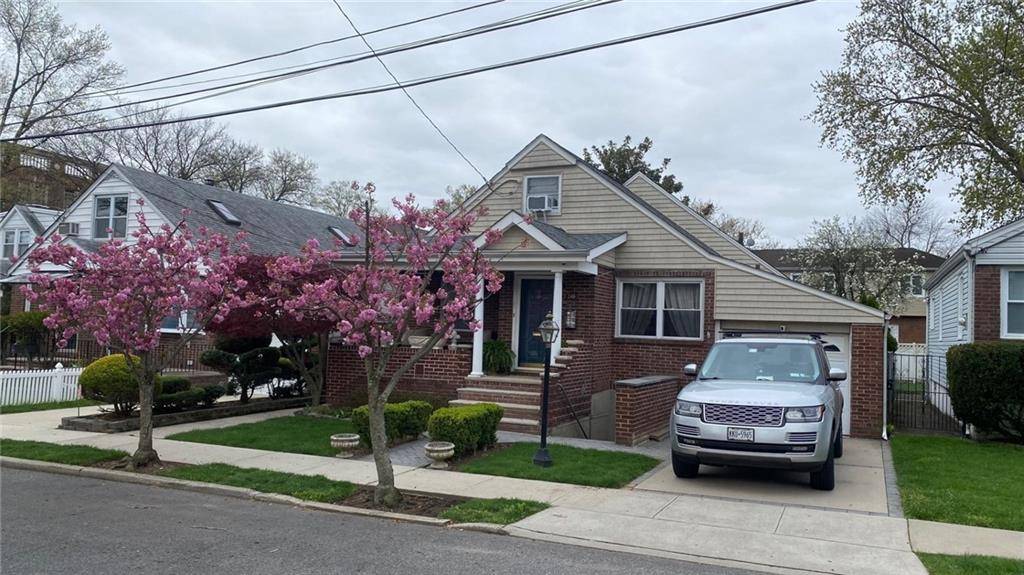 Staten  Island, NY 10306,240 Otis AVE