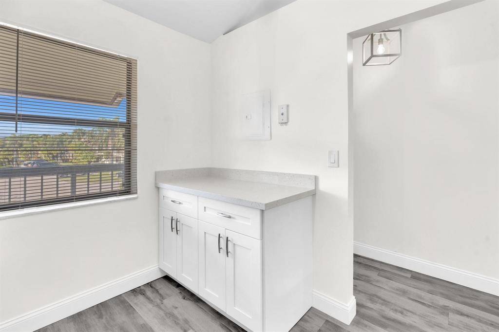 Boca Raton, FL 33433,22076 PALMS WAY #205