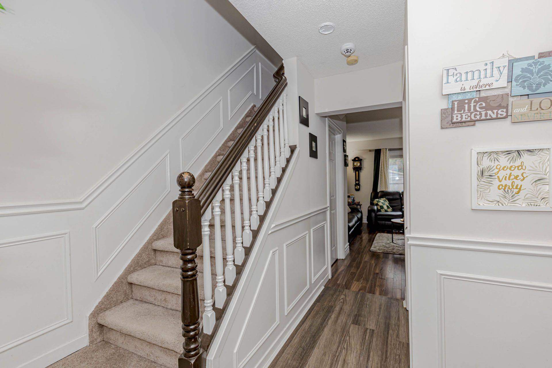 Milton, ON L9T 3Z1,561 Childs DR #24