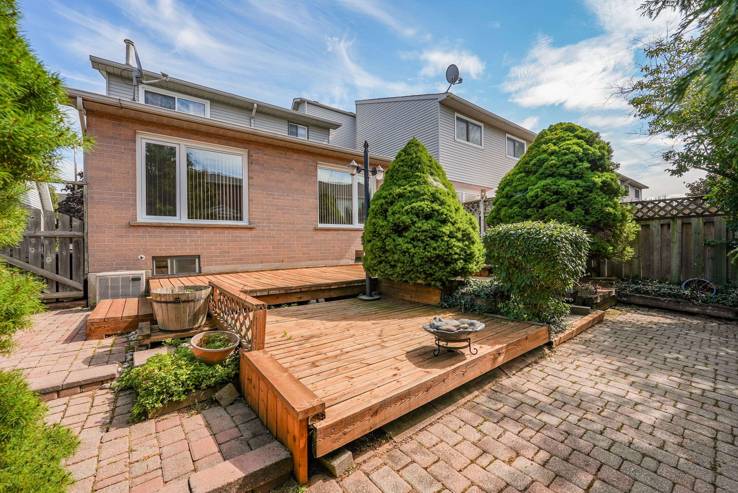 Lincoln, ON L3J 0C8,4584 Juniper CT