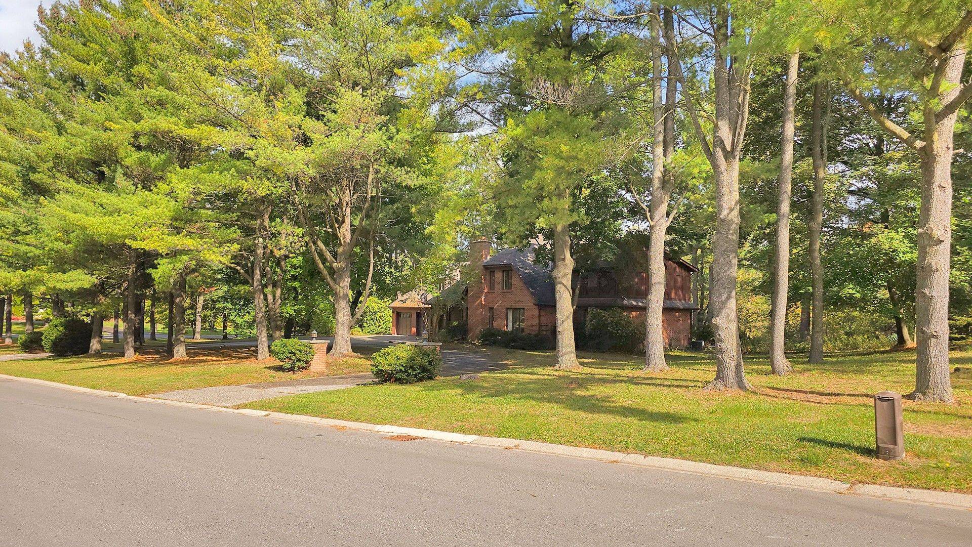 Vaughan, ON L6A 1G2,465 Woodland Acres CRES