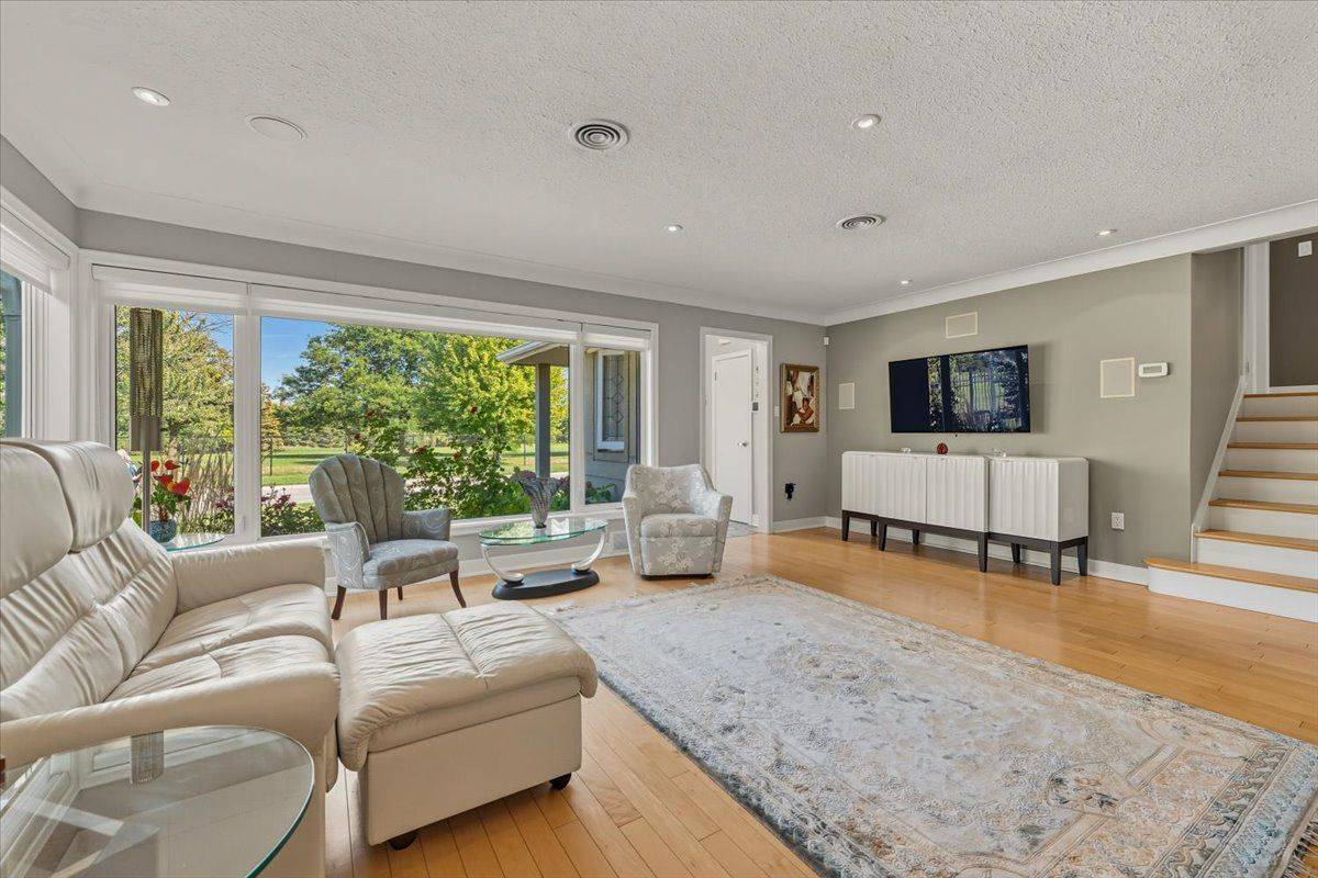 St. Catharines, ON L2R 3S4,112 Riverdale DR