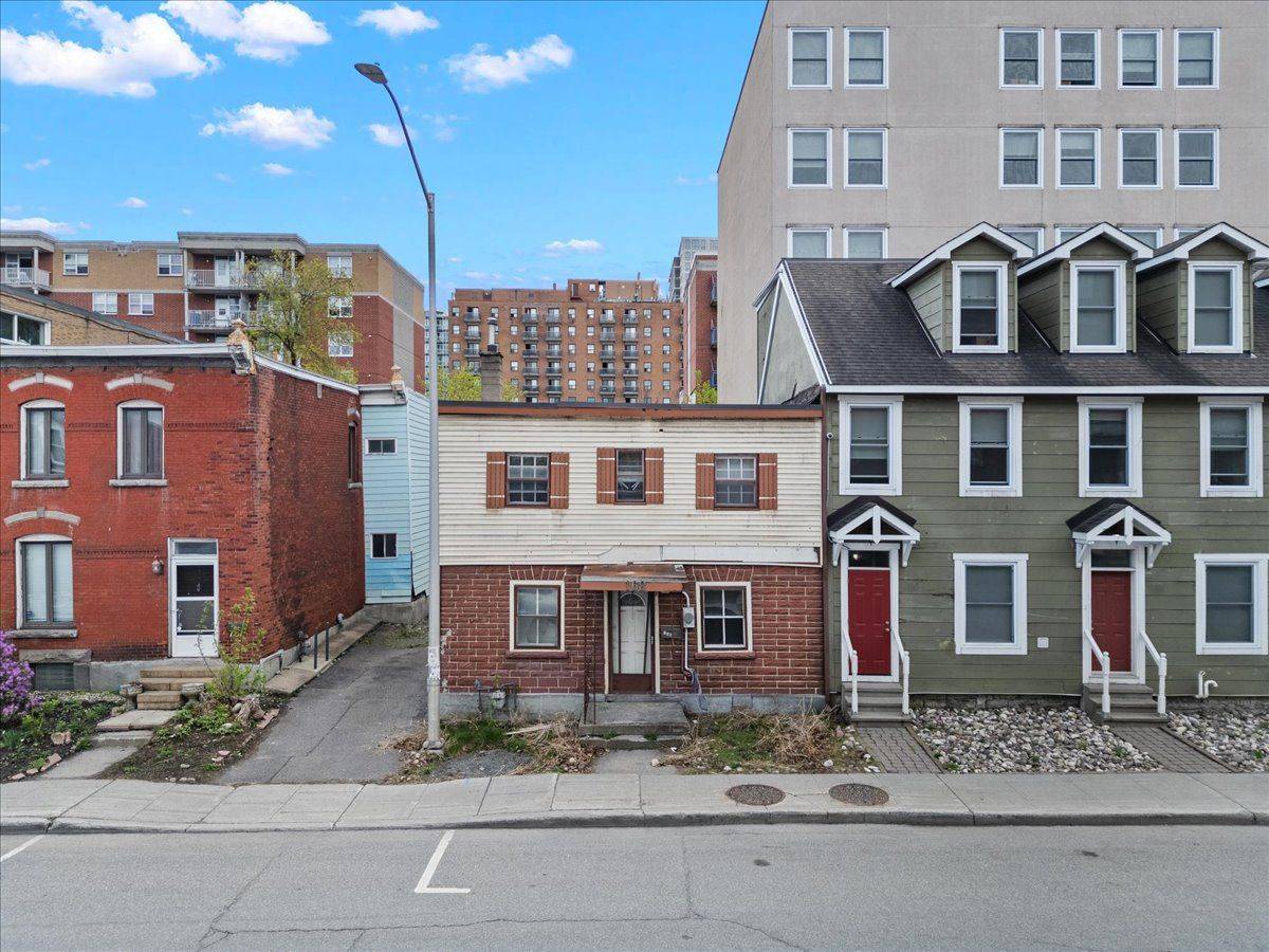 Lower Town - Sandy Hill, ON K1N 5M8,168-174 Murray ST N