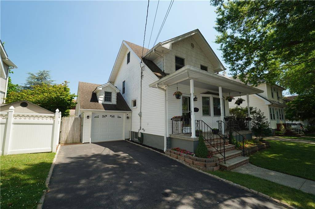 Staten  Island, NY 10306,77 Burbank AVE