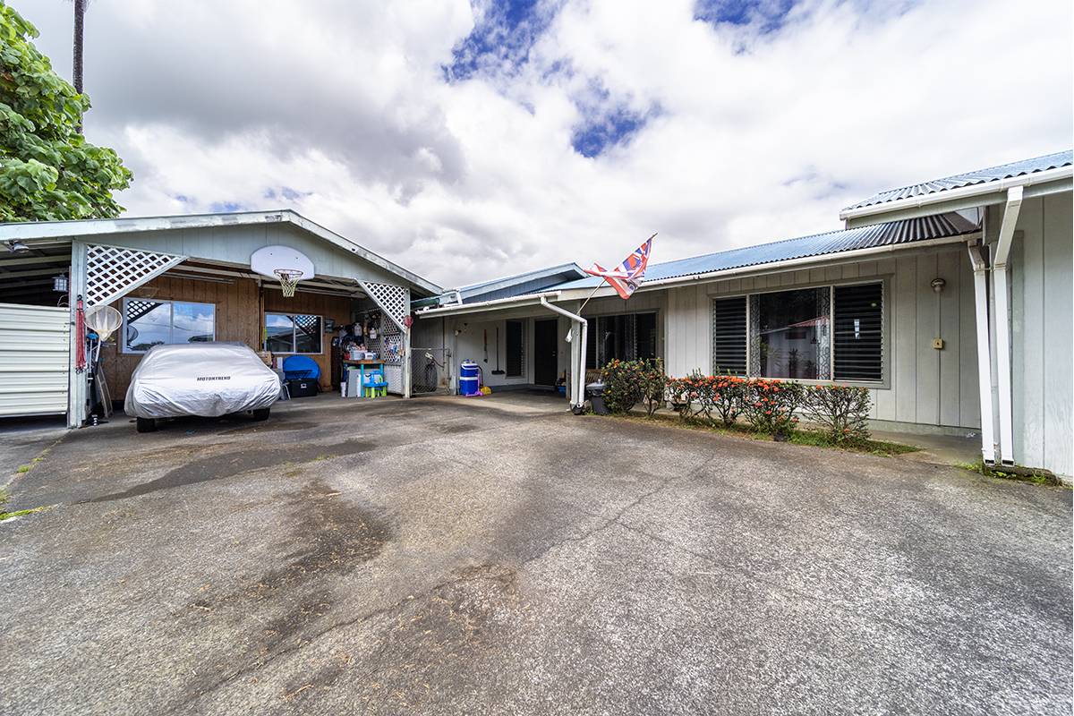 Hilo, HI 96720,450 POHAKULANI ST