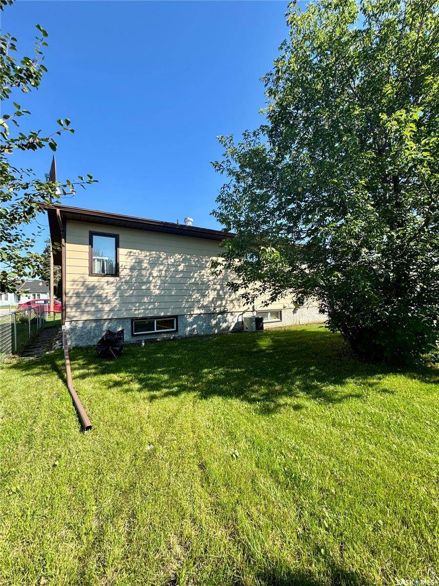 Hudson Bay, SK S0E 0Y0,403 Churchill STREET