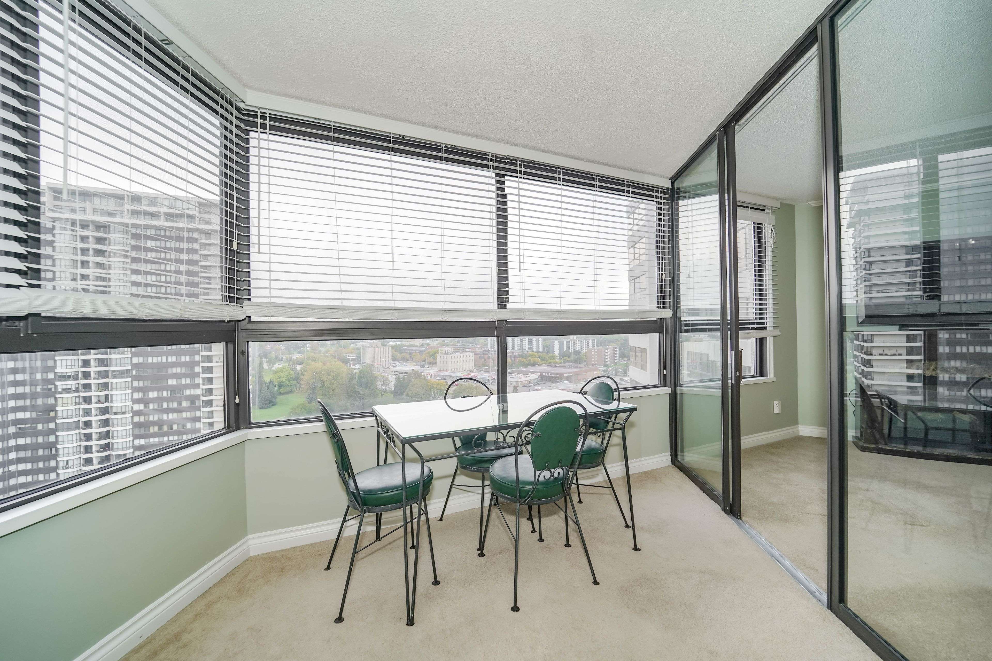 Mississauga, ON L4Y 3Z2,1300 Bloor ST #1709