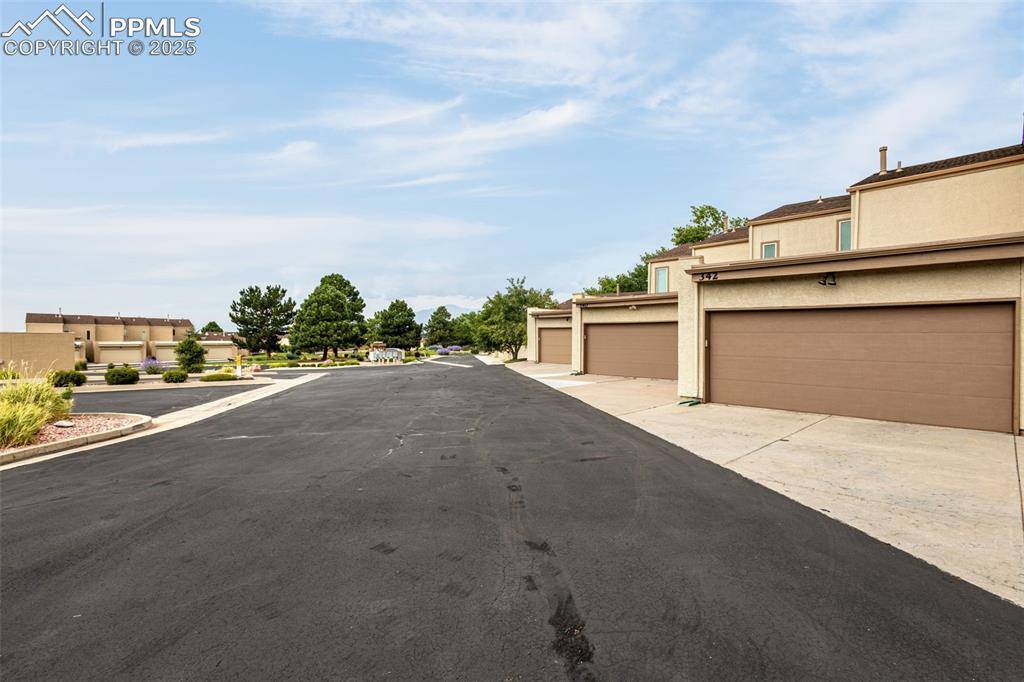 Colorado Springs, CO 80921,342 Mission Hill WAY