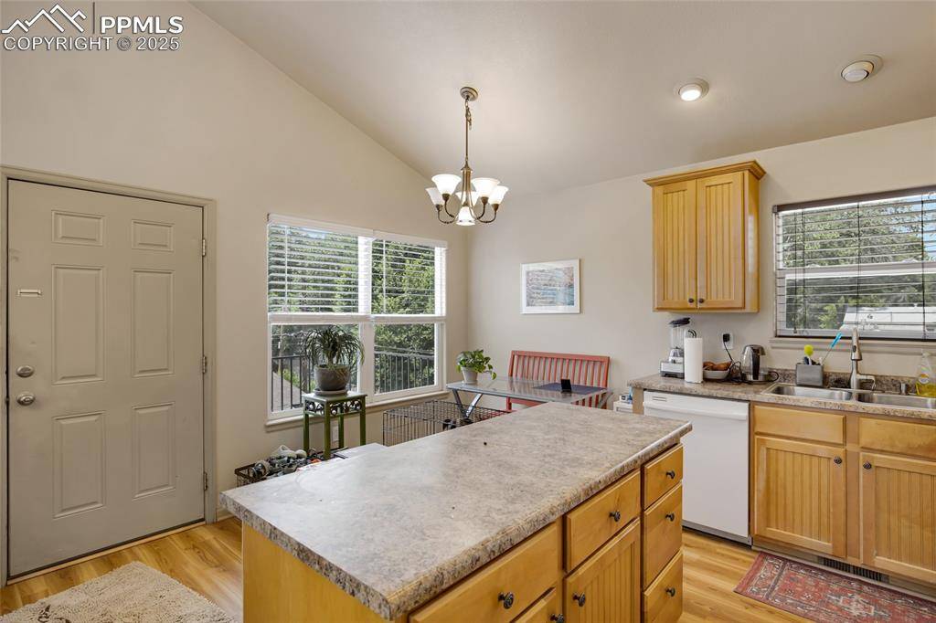 Colorado Springs, CO 80903,944 E Moreno AVE #A & B