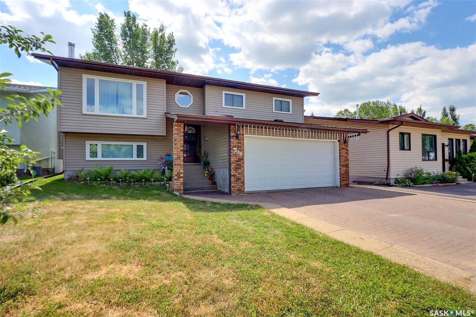 Prince Albert, SK S6V 7C3,1699 Allbright CRESCENT