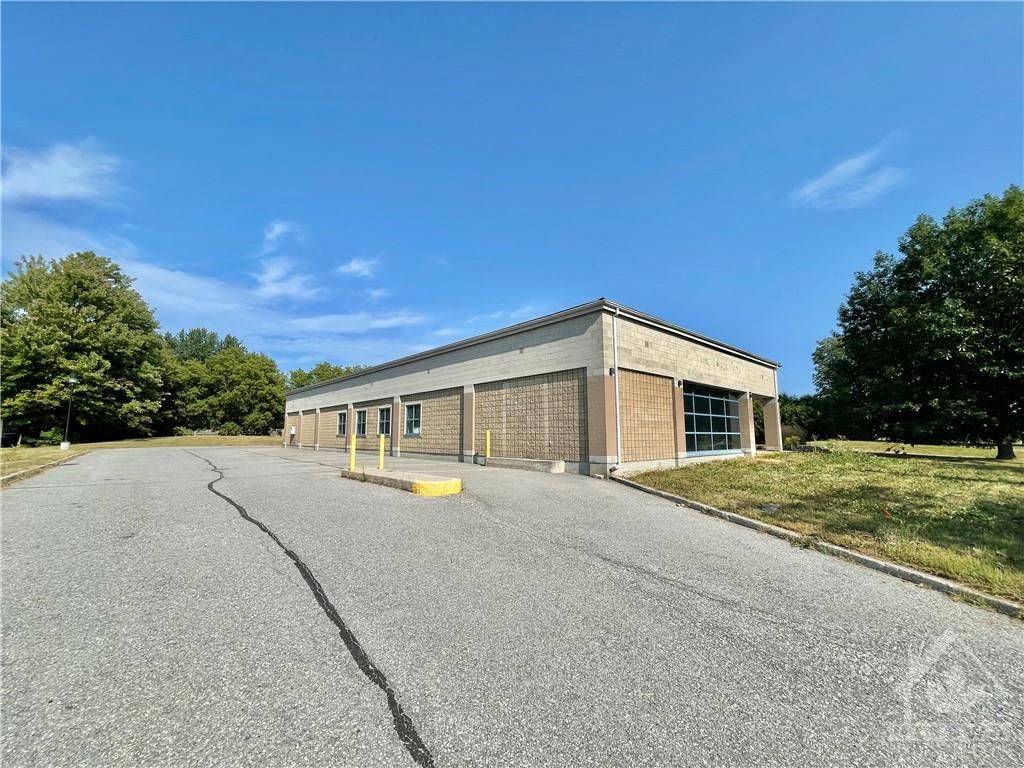 Manotick - Kars - Rideau Twp And Area, ON K0A 2T0,6683 FOURTH LINE RD