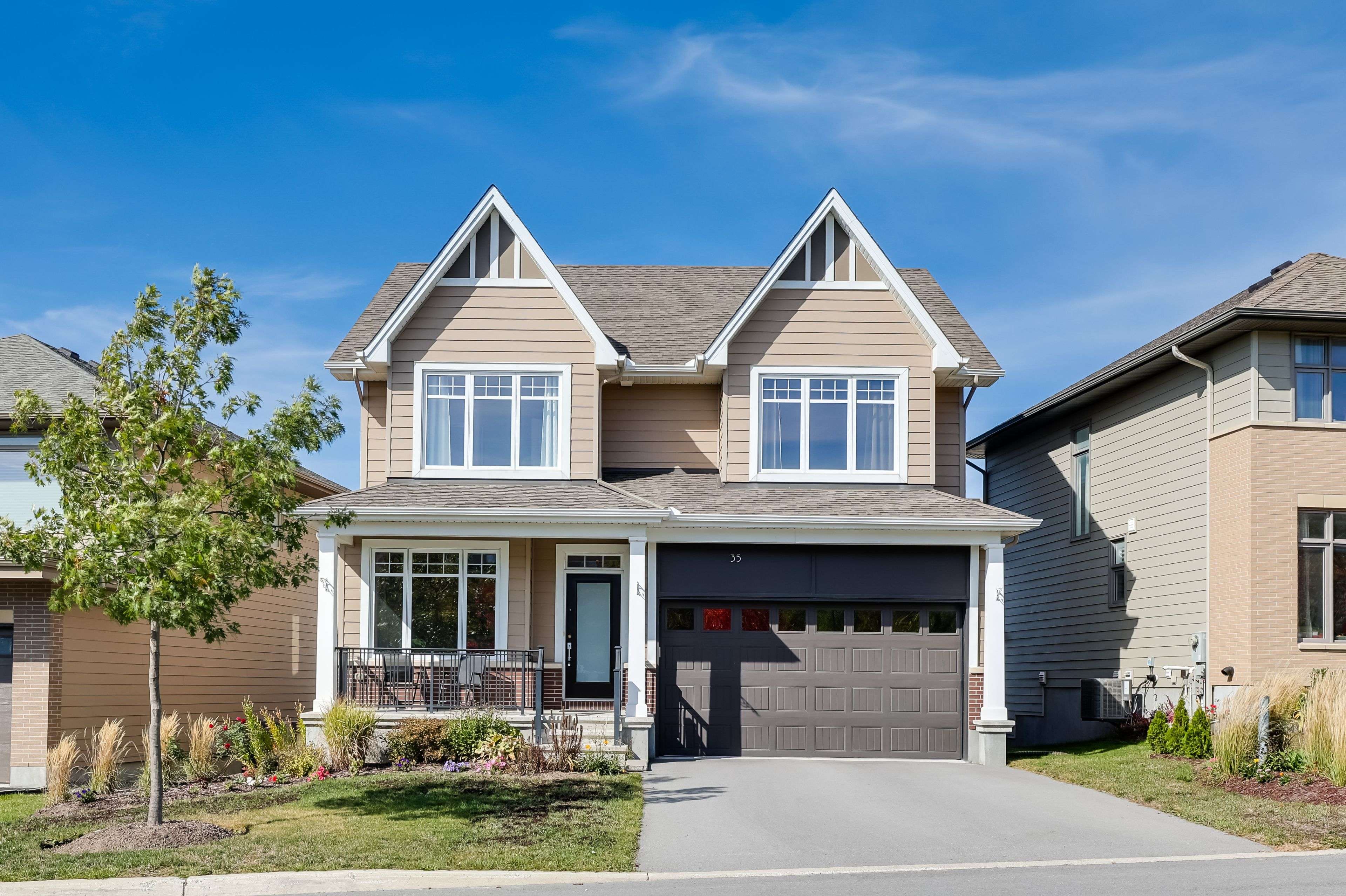 Kanata, ON K2T 0M2,35 Arkose ST