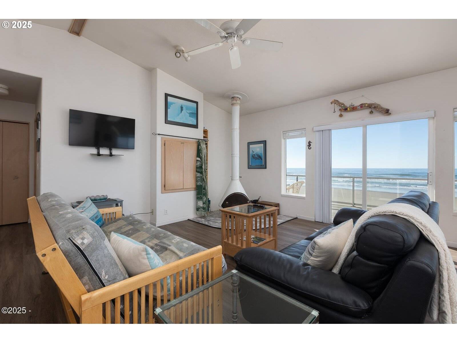 Yachats, OR 97498,148 NW SPENCER ST