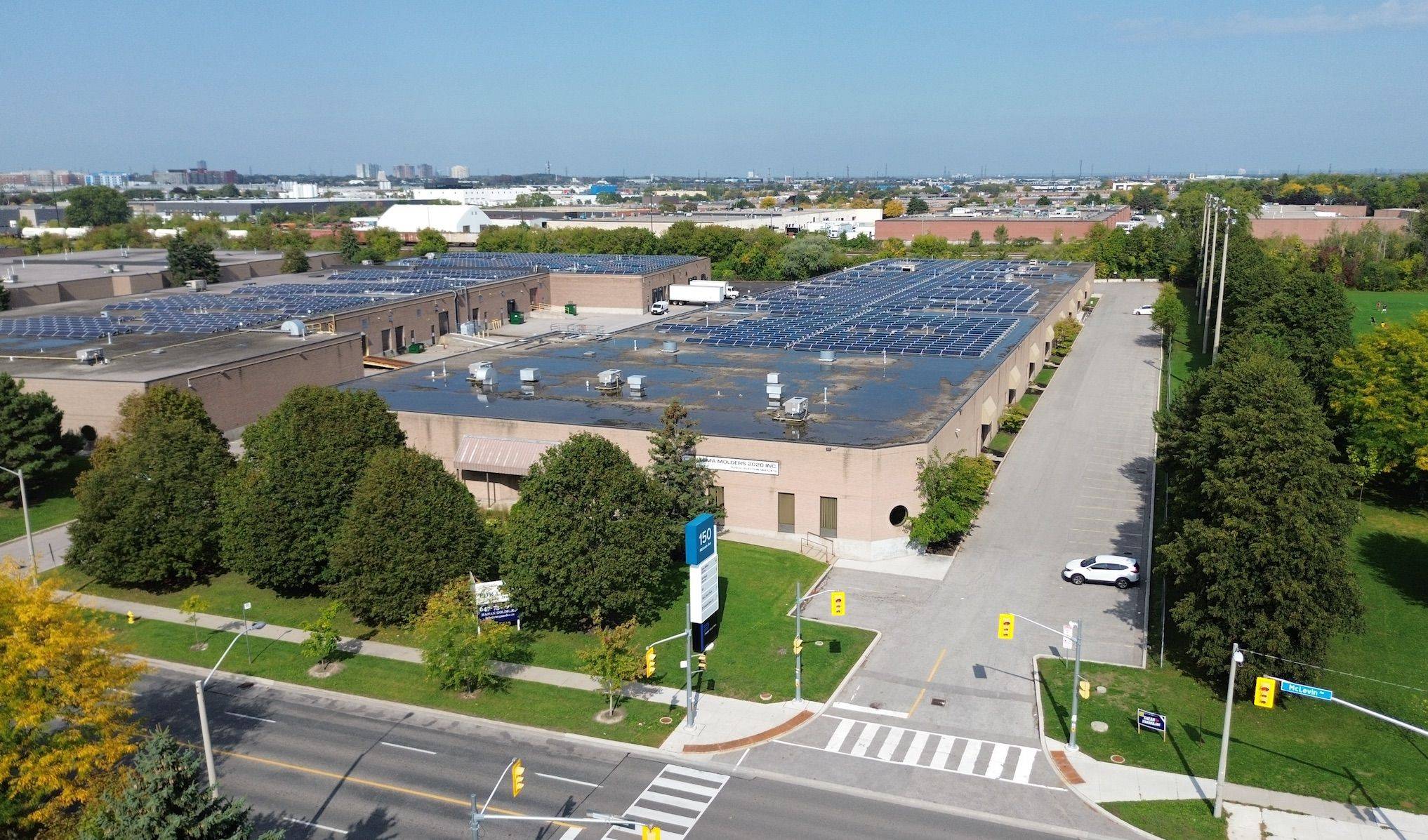 Toronto E11, ON M1B 4Z7,150 Mclevin AVE #1-3