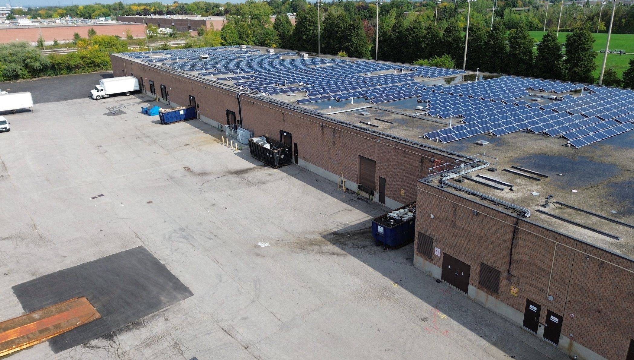 Toronto E11, ON M1B 4Z7,150 Mclevin AVE #1-3