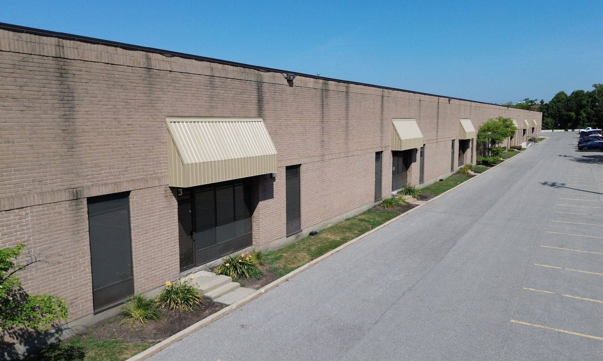 Toronto E11, ON M1B 4Z7,150 Mclevin AVE #1-4