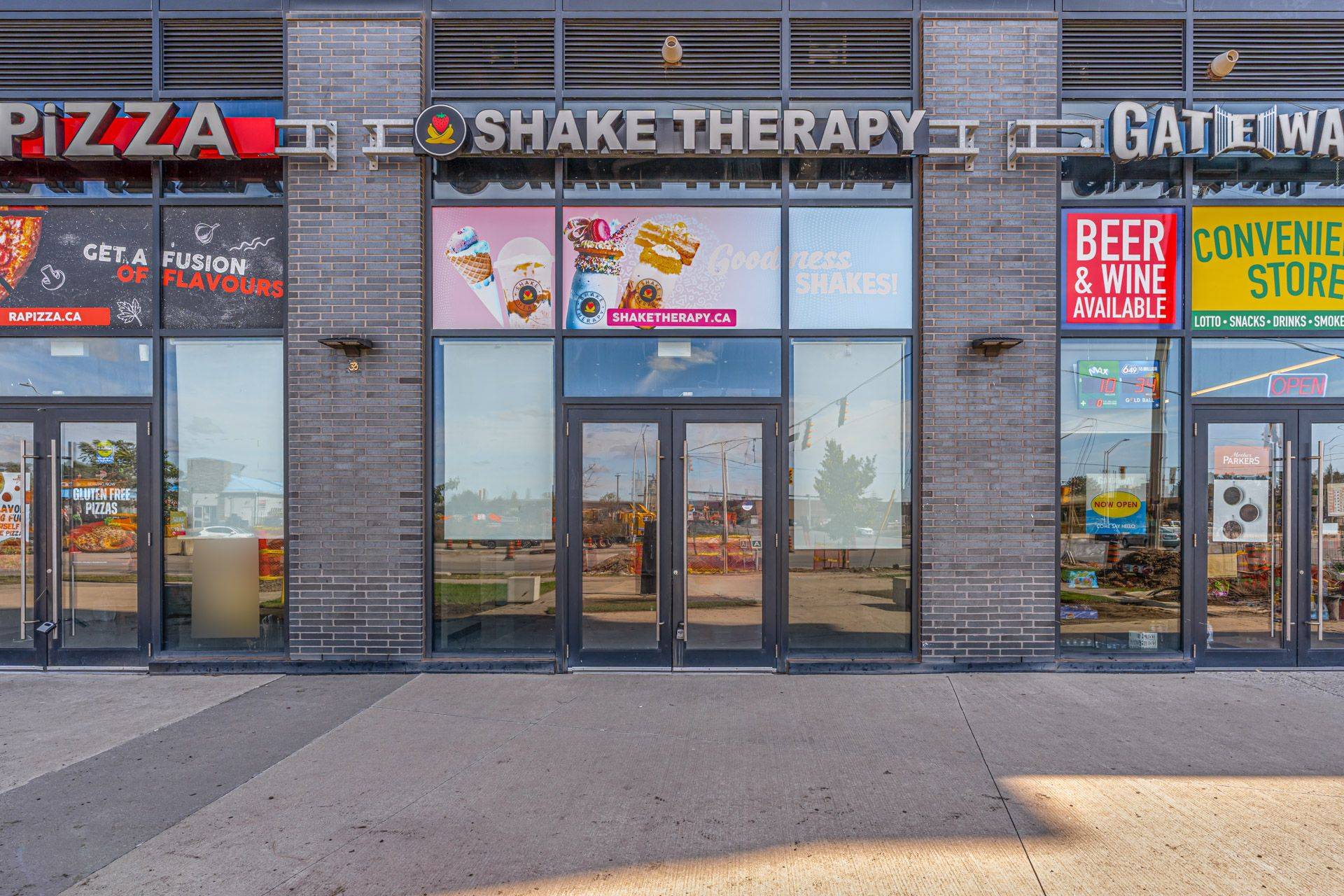 Burlington, ON L7L 0J4,5220 Dundas ST #4