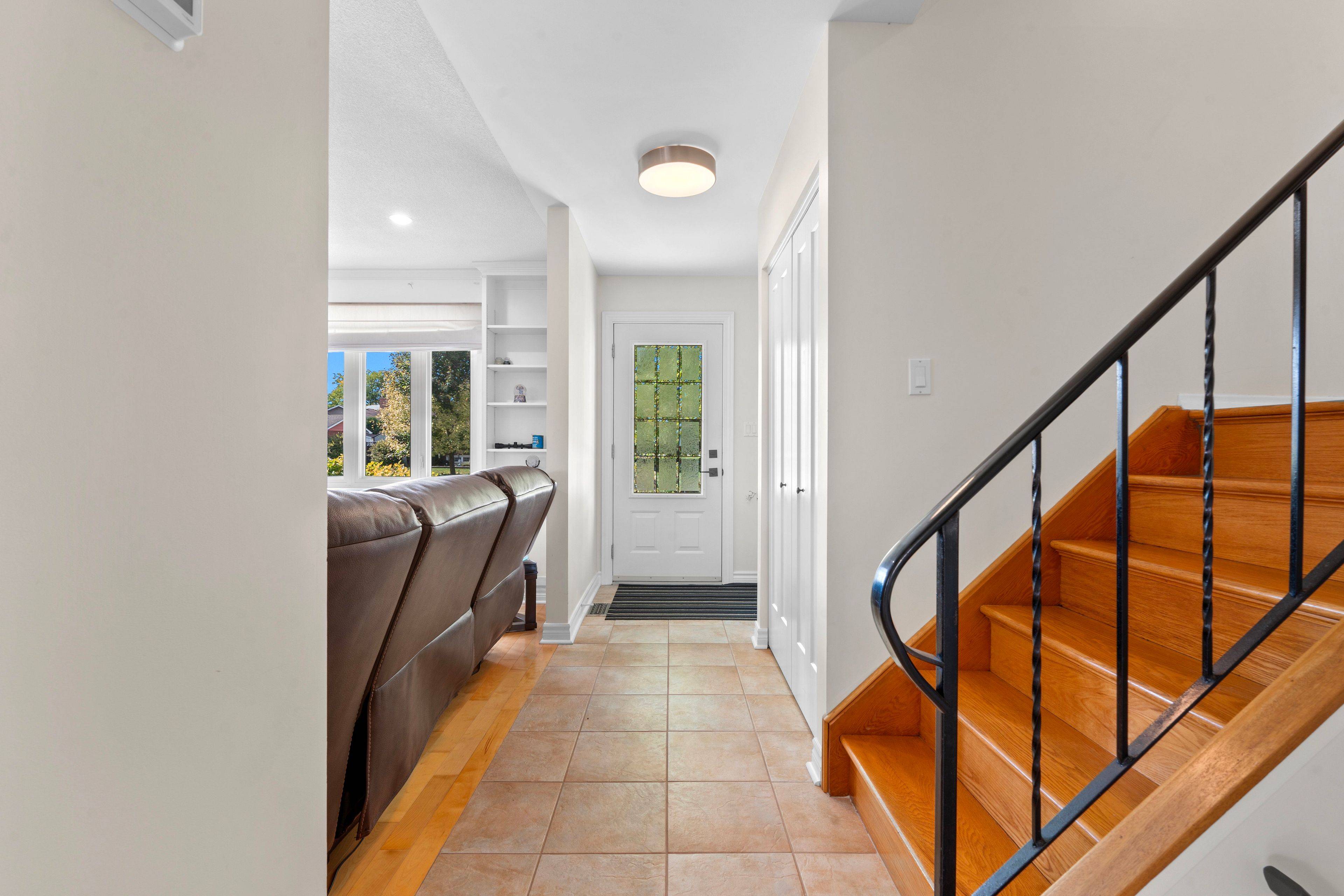 Kingston, ON K7M 5S7,418 KNIGHTSBRIDGE RD