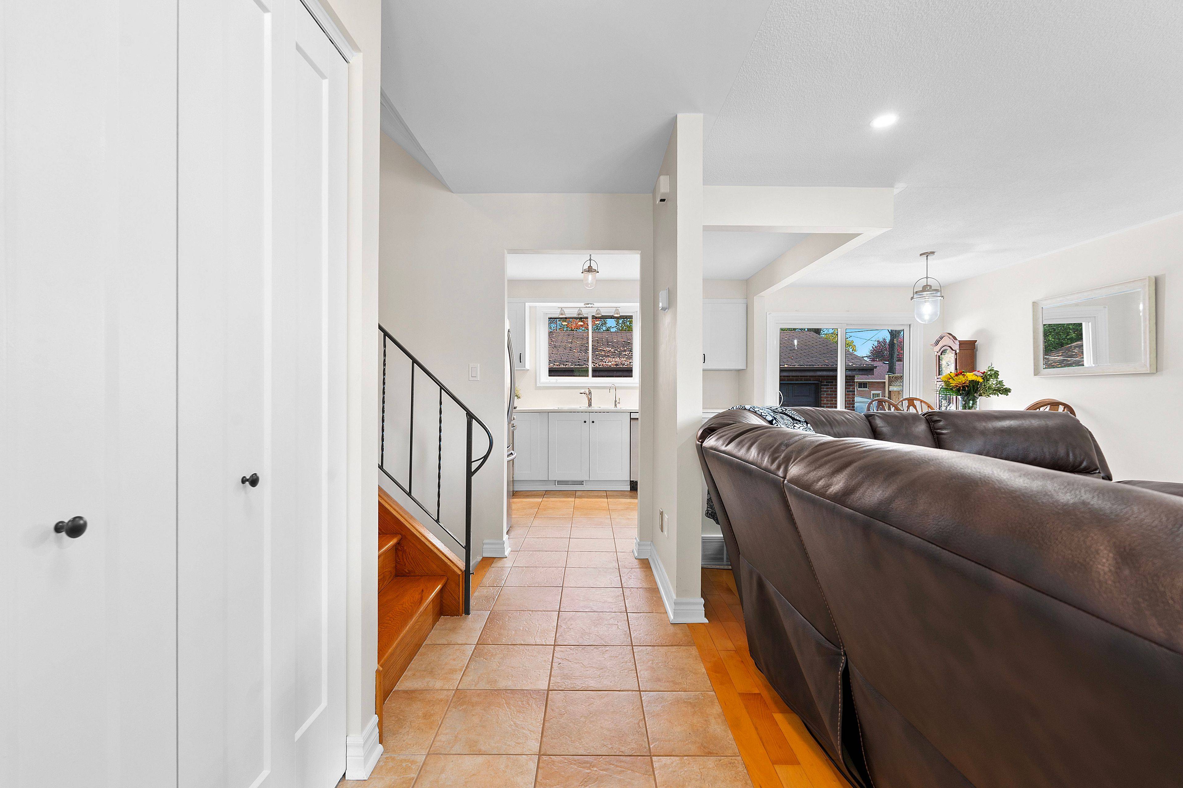 Kingston, ON K7M 5S7,418 KNIGHTSBRIDGE RD