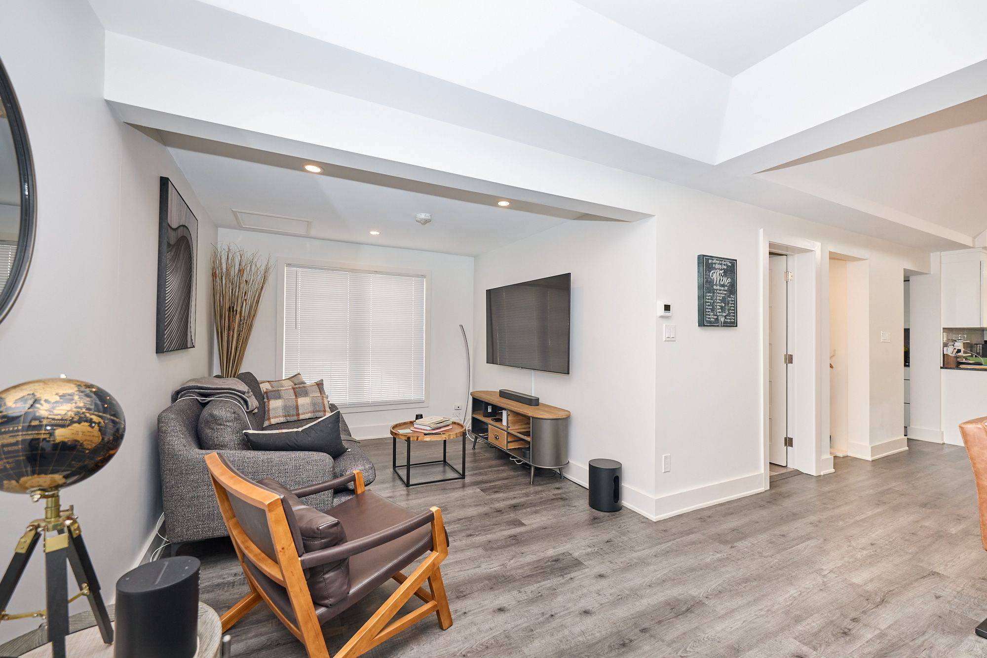 Welland, ON L3B 2L7,71 Deere ST