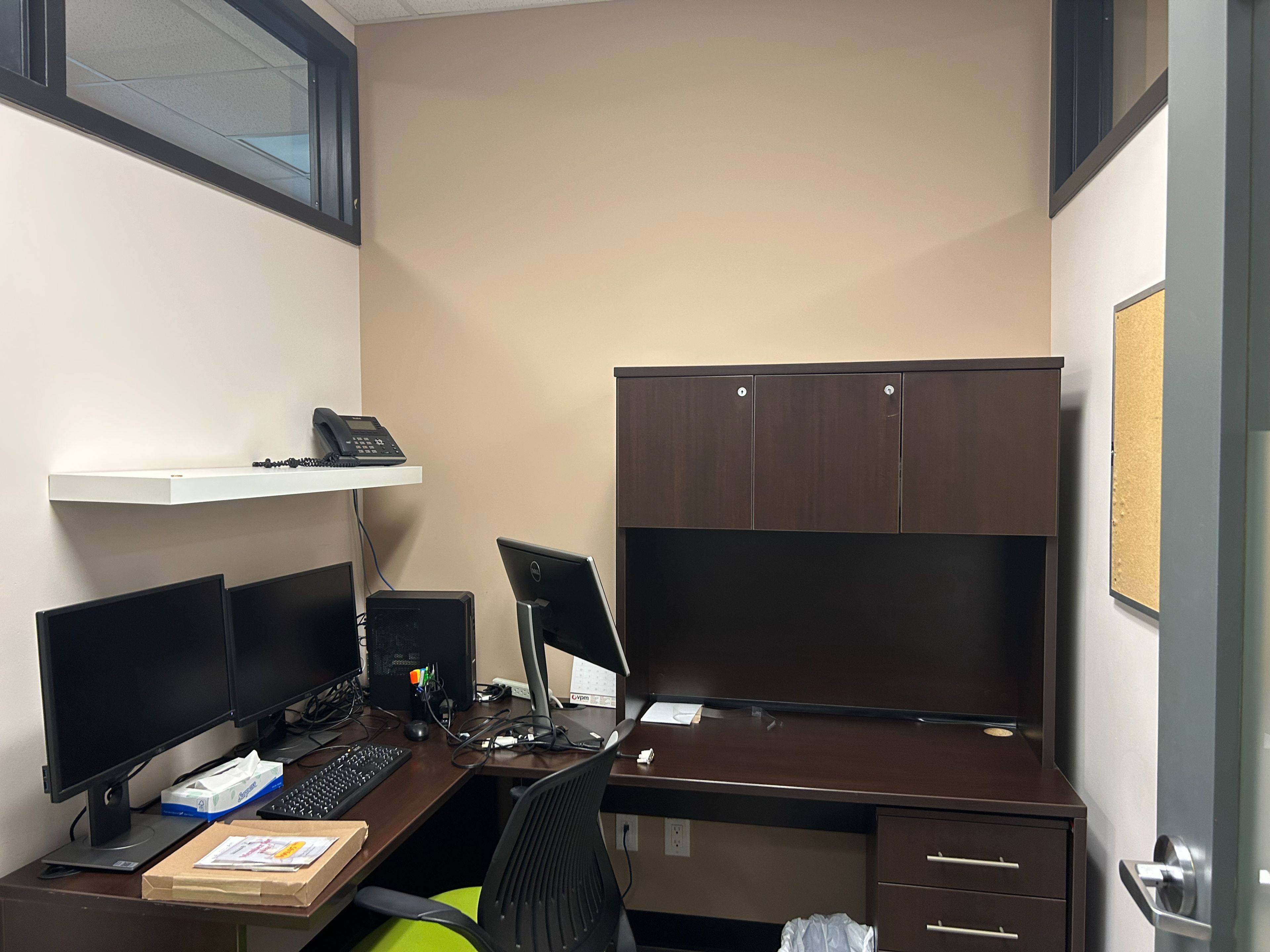 Hunt Club - South Keys And Area, ON K1G 5H9,2310 St. Laurent BLVD #320