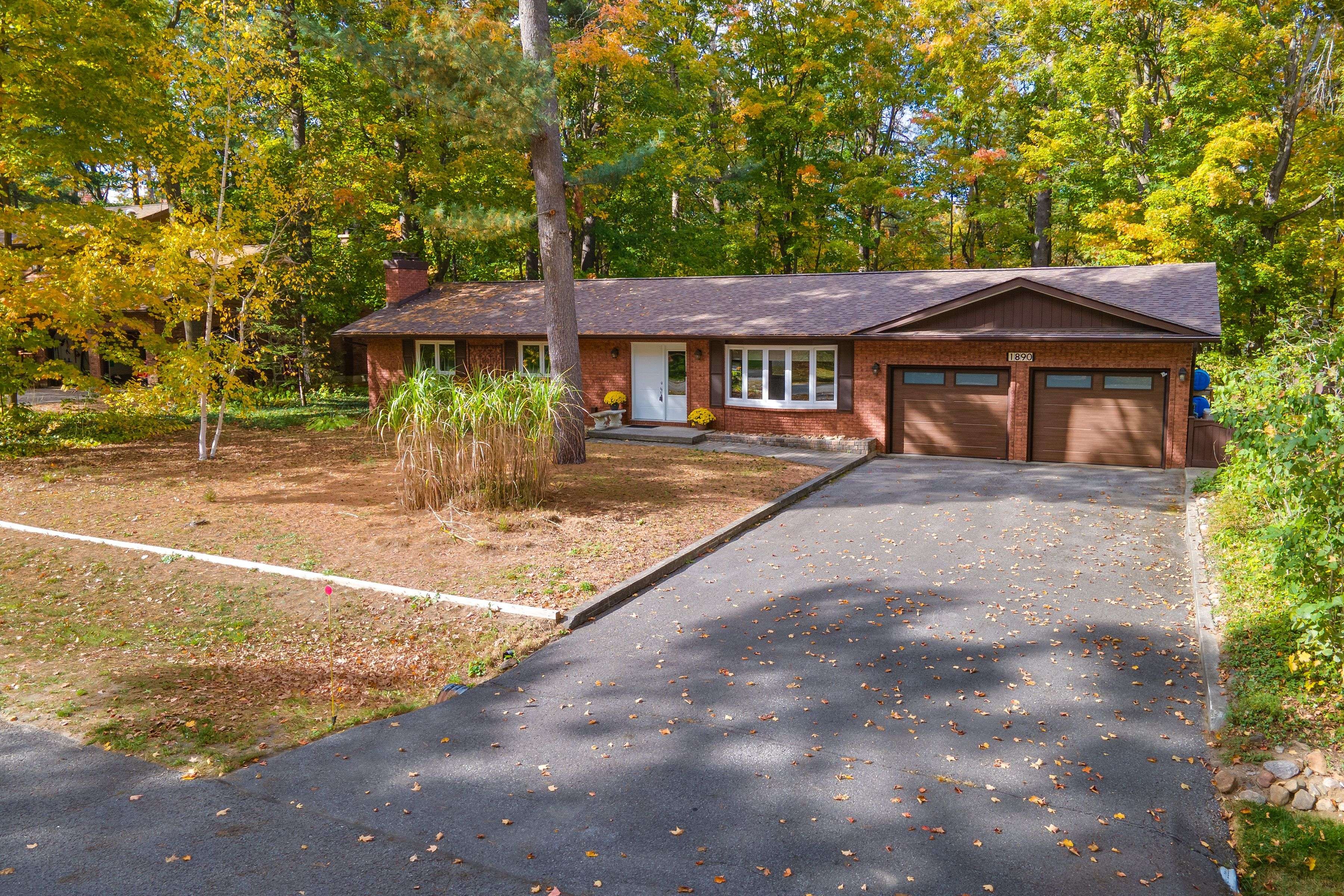 Severn, ON L3V 7J9,1890 Kensington PL