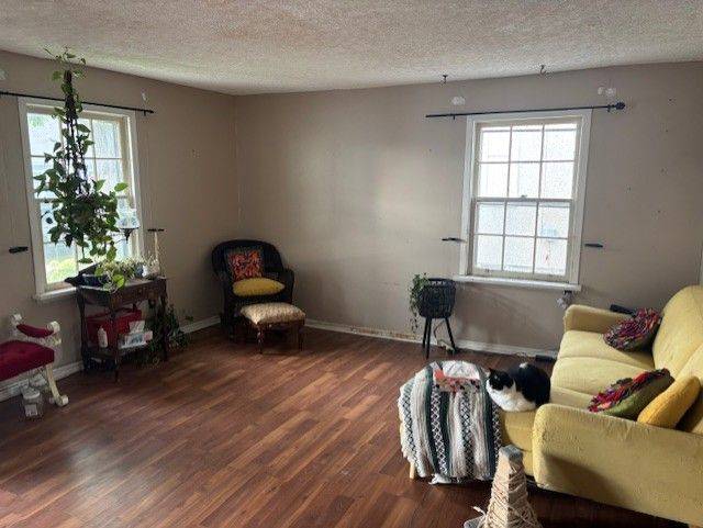 Niagara Falls, ON L2G 2X5,6245 CHURCHILL ST