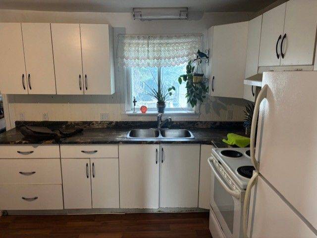 Niagara Falls, ON L2G 2X5,6245 CHURCHILL ST