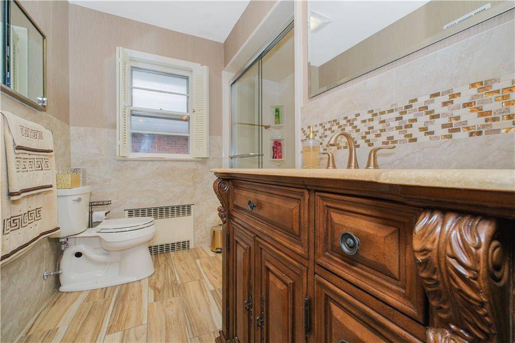 125 Westcott BLVD, Staten  Island, NY 10314
