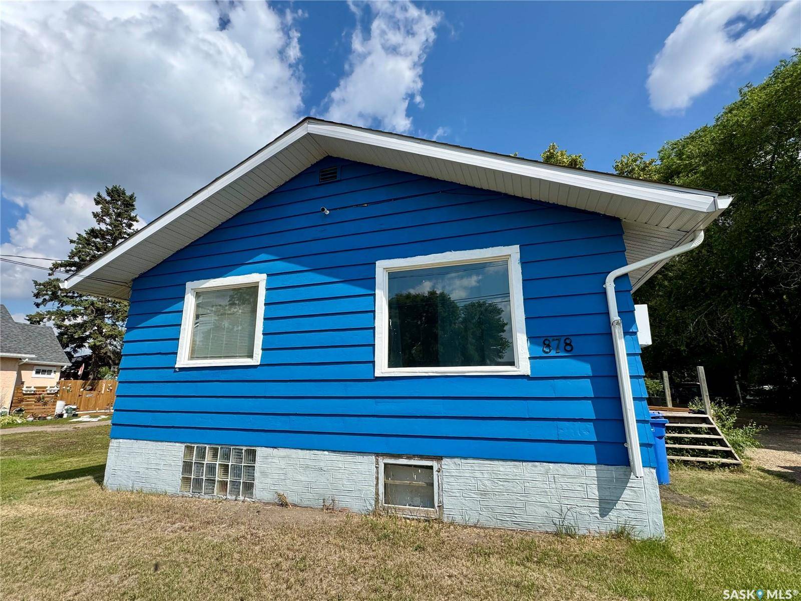 Prince Albert, SK S6V 0T2,878 7th STREET E