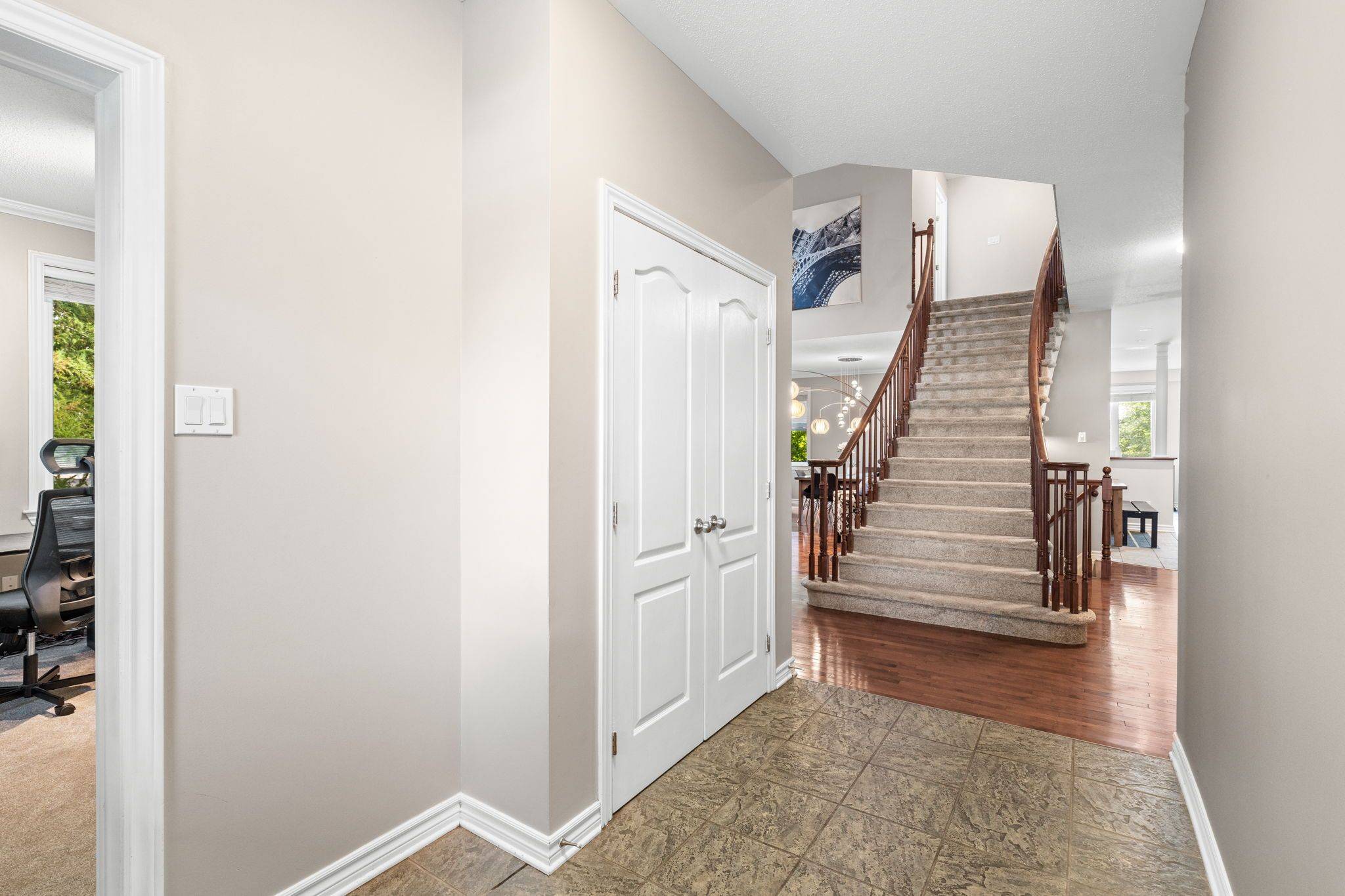 Barrhaven, ON K2G 7B7,98 Anfield CRES E
