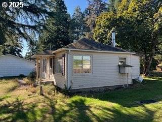 Portland, OR 97233,2105 SE 143RD AVE