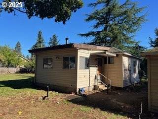 Portland, OR 97233,2105 SE 143RD AVE