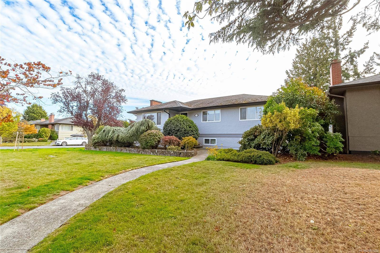 Saanich, BC V8R 3E7,1723 Taylor St